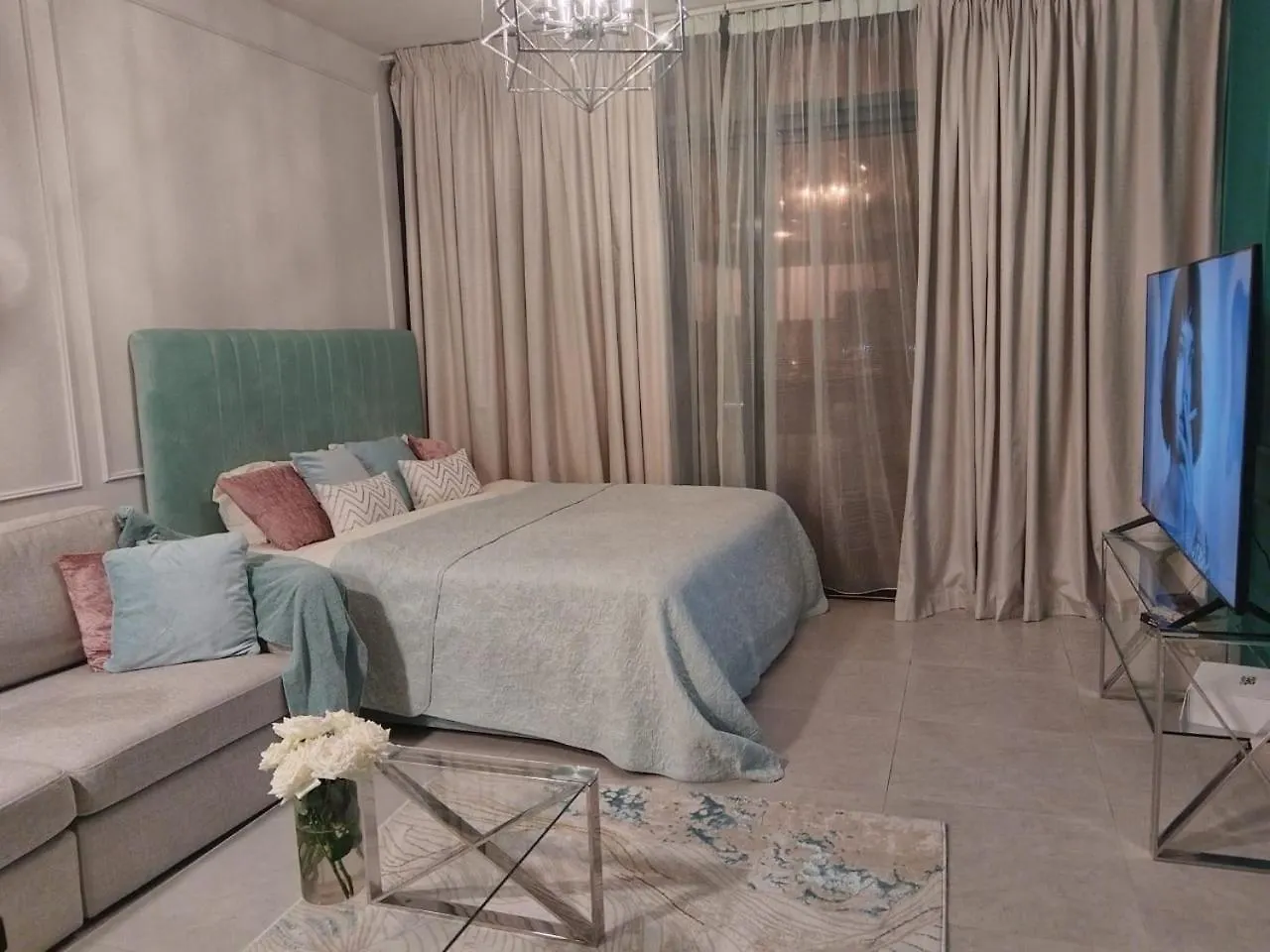 Bright Studio In Soho أبو ظبي